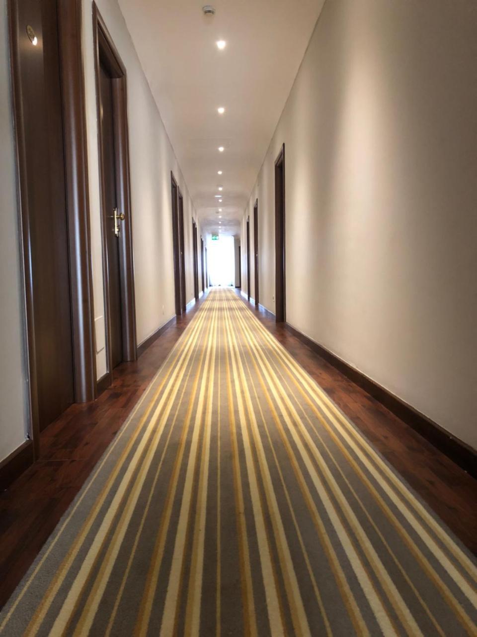 Grand Hotel Lamezia ลาเมเซ แตร์เม ภายนอก รูปภาพ